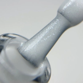 Камуфлирующая база для гель-лака MILK SHINE 10 ml Камуфлирующая база для гель-лака MILK SHINE 10 ml